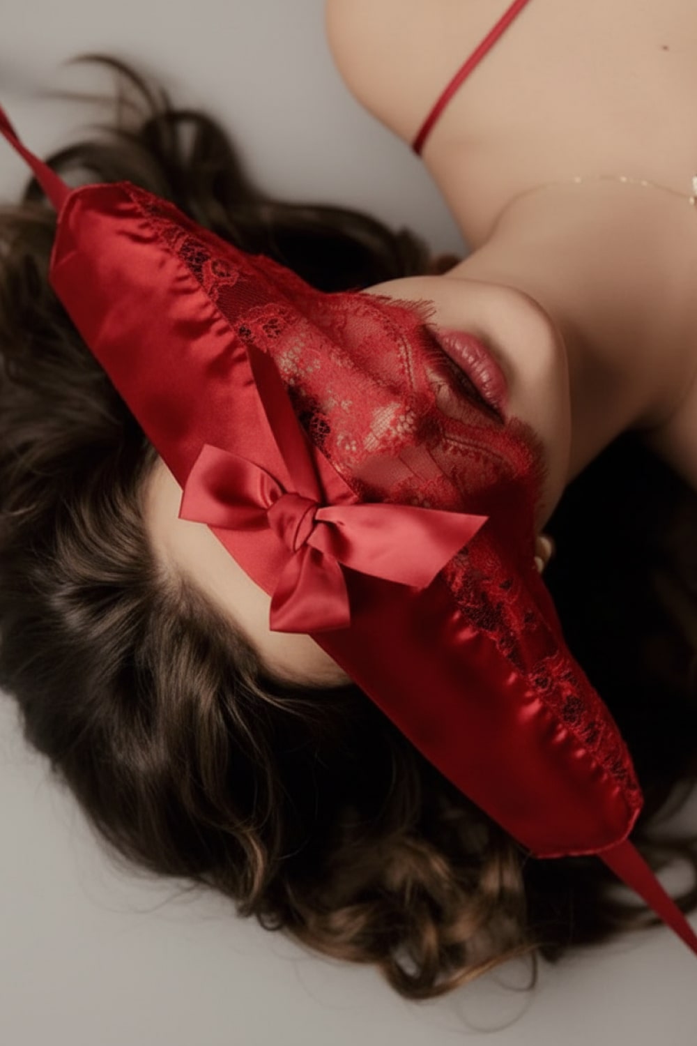 Maeva Red Lace Mask - view 1