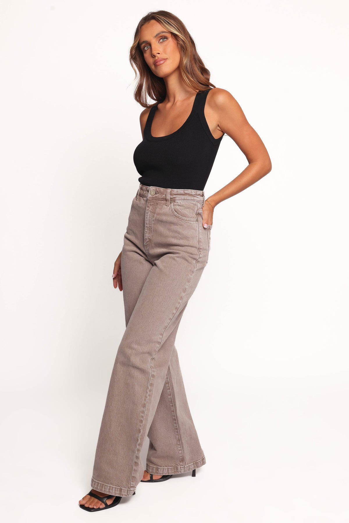 Abrand 94 High Wide Jeans in Mushroom Wash - view 3