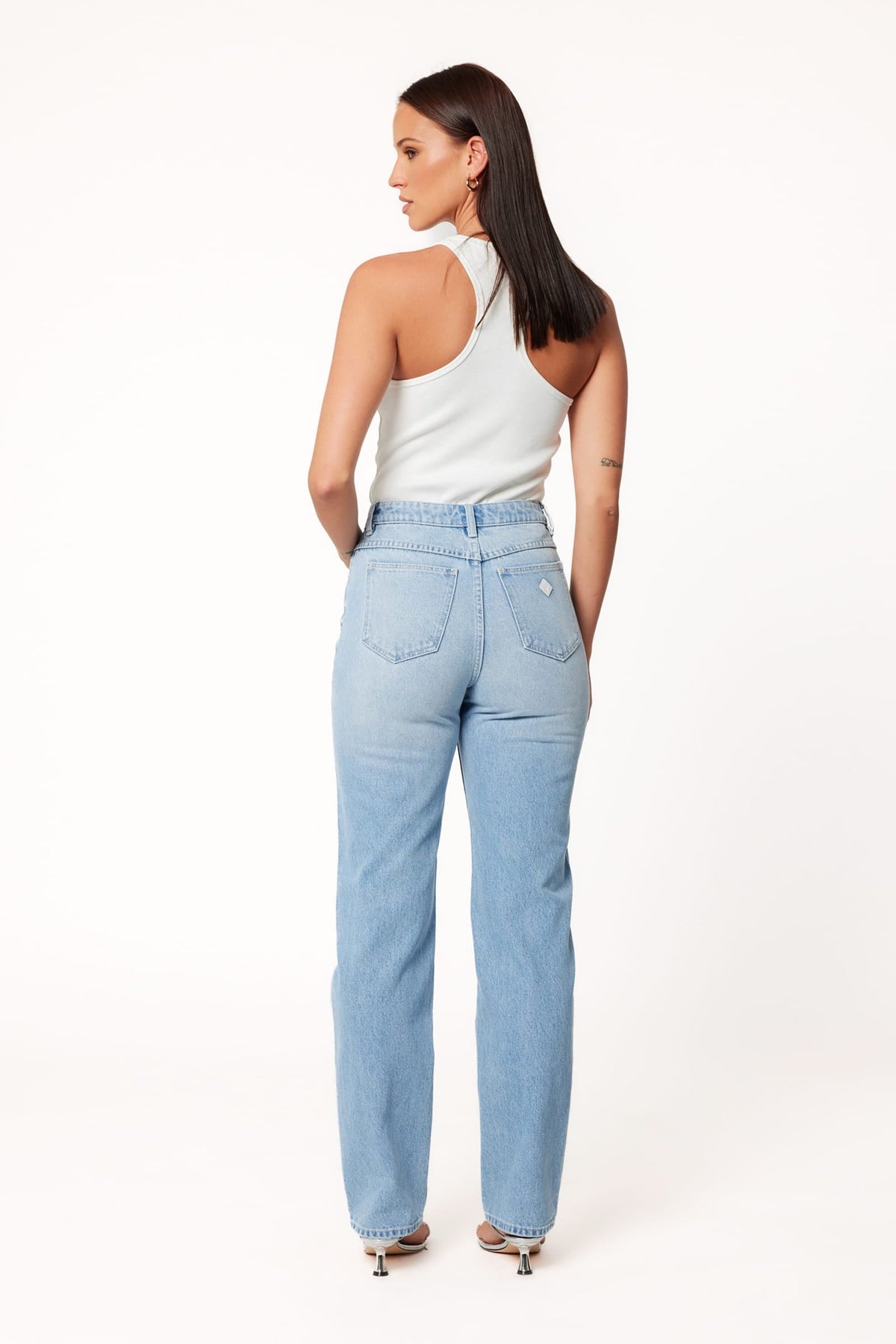 Abrand 94 Straight Jeans in Gia Wash - view 4