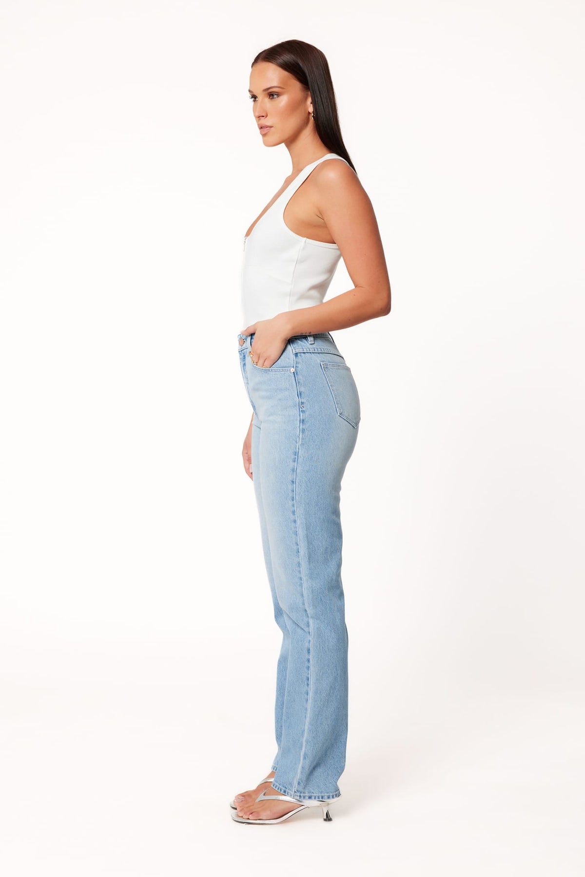 Abrand 94 Straight Jeans in Gia Wash - view 3