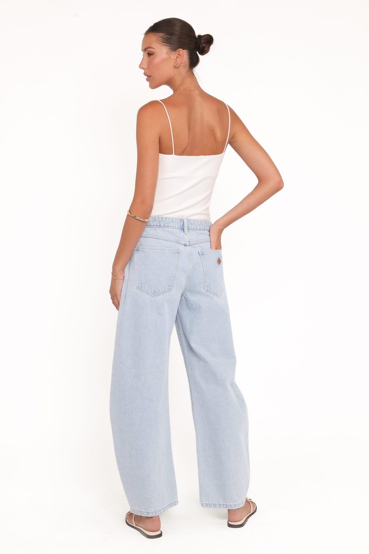 Abrand 95 Barrel Jeans in Kendall Wash - view 6