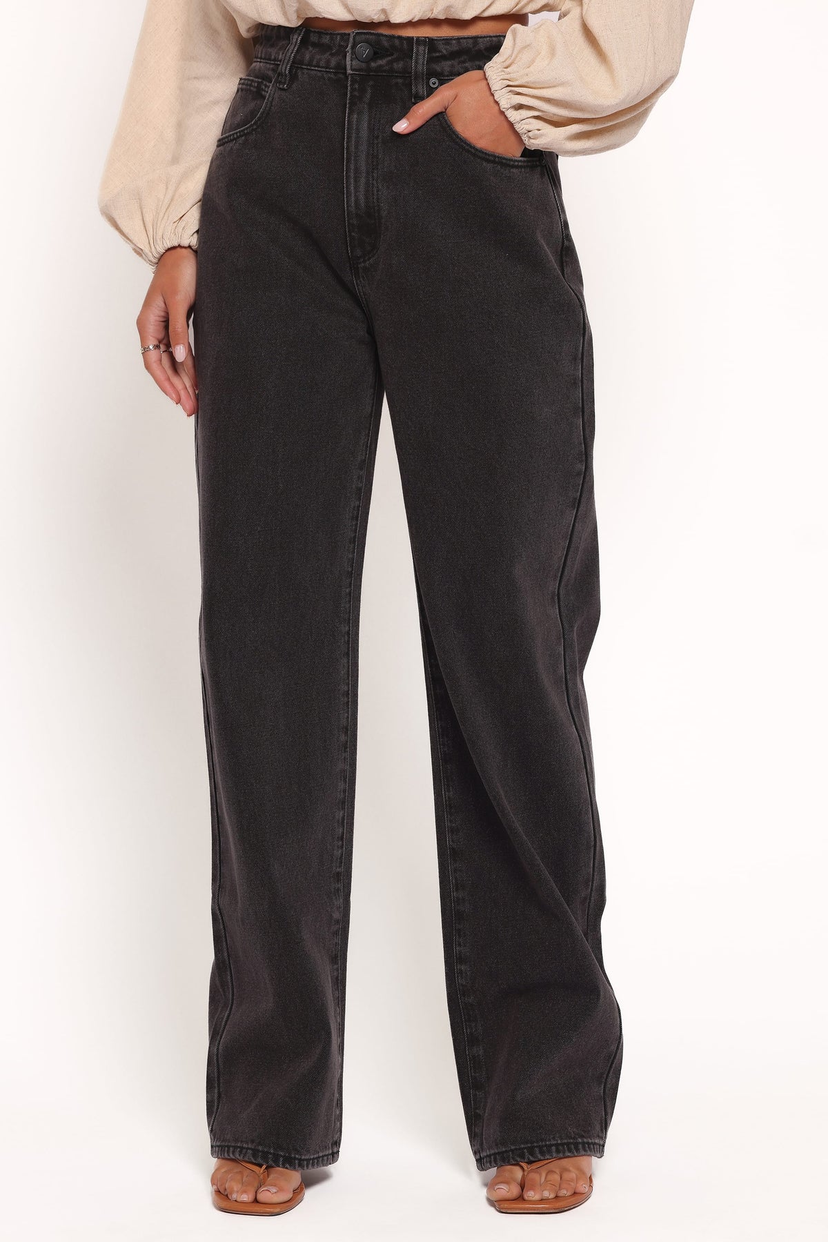 Abrand Carrie Jeans in Heidi Wash - view 2