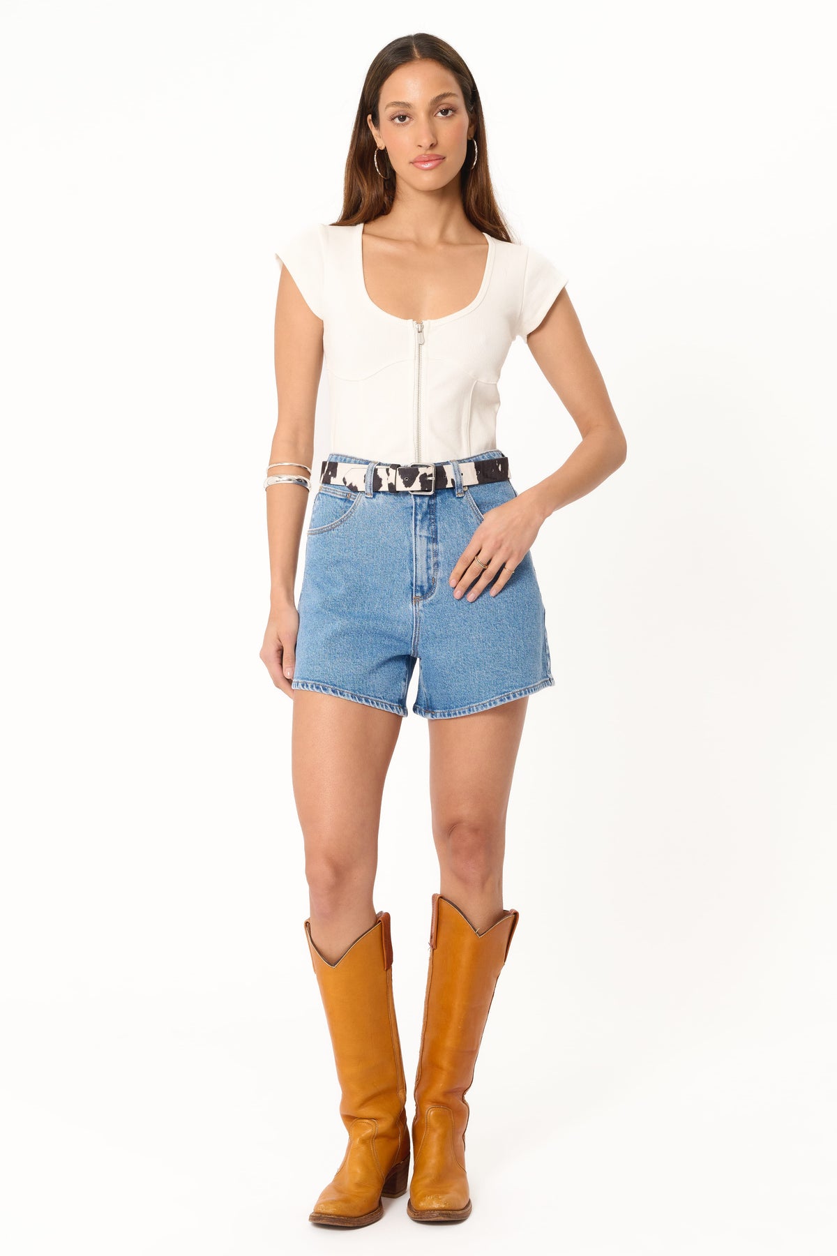Abrand Venice Short in Debbie Wash - view 1