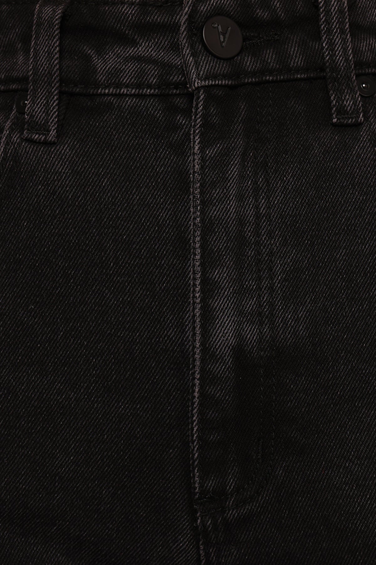 Abrand Venice Shorts in Heidi Wash - view 9