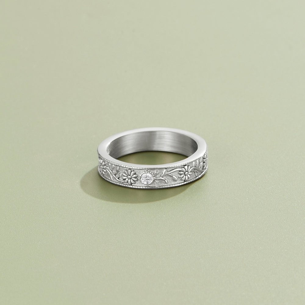 Silver Sculpted Flower Band Ring