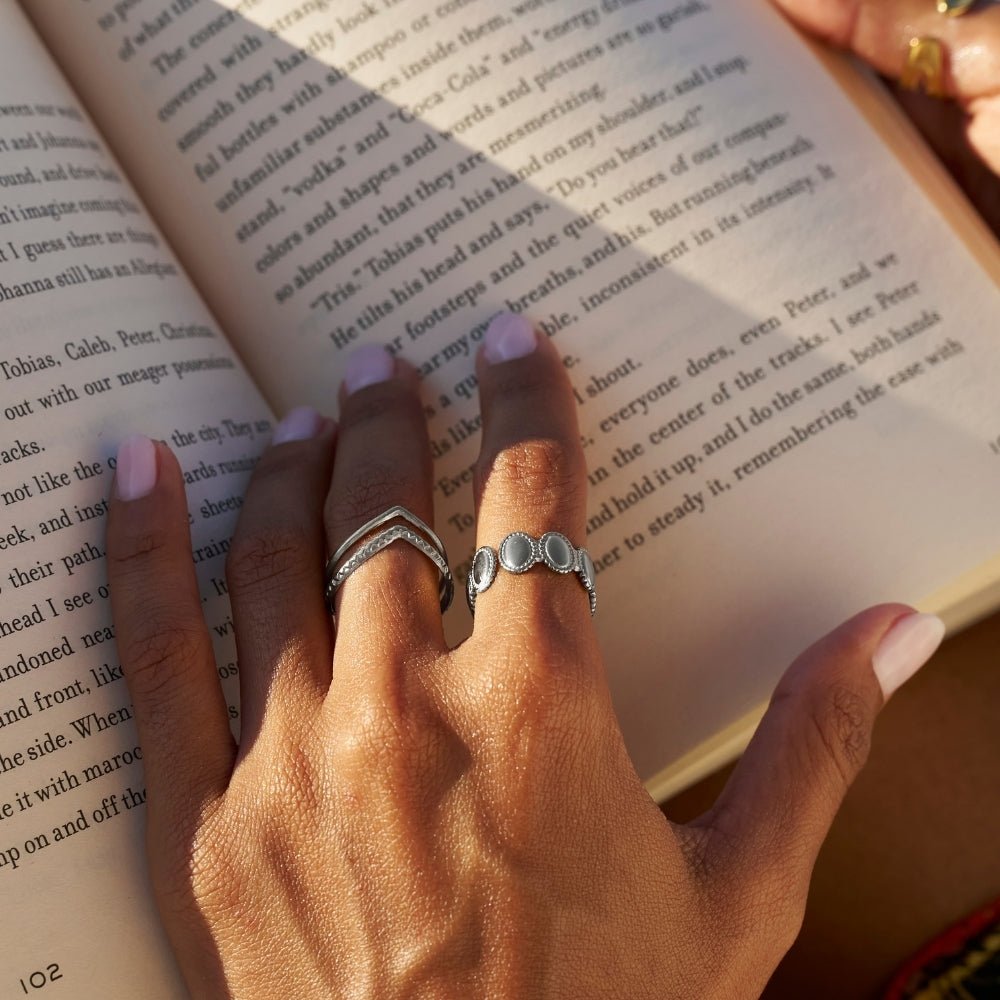 Vintage Athena Silver Ring